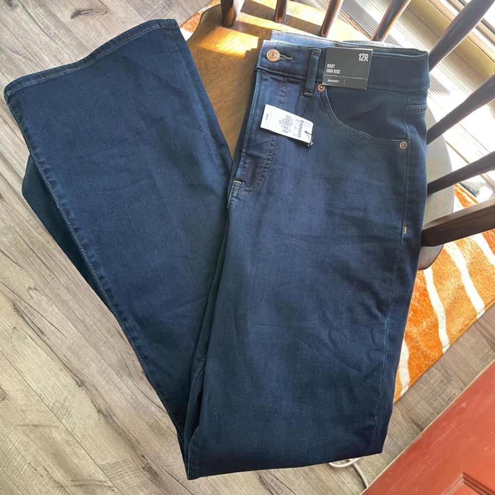 Express Bootcut High Rise Jeans - brand new!!